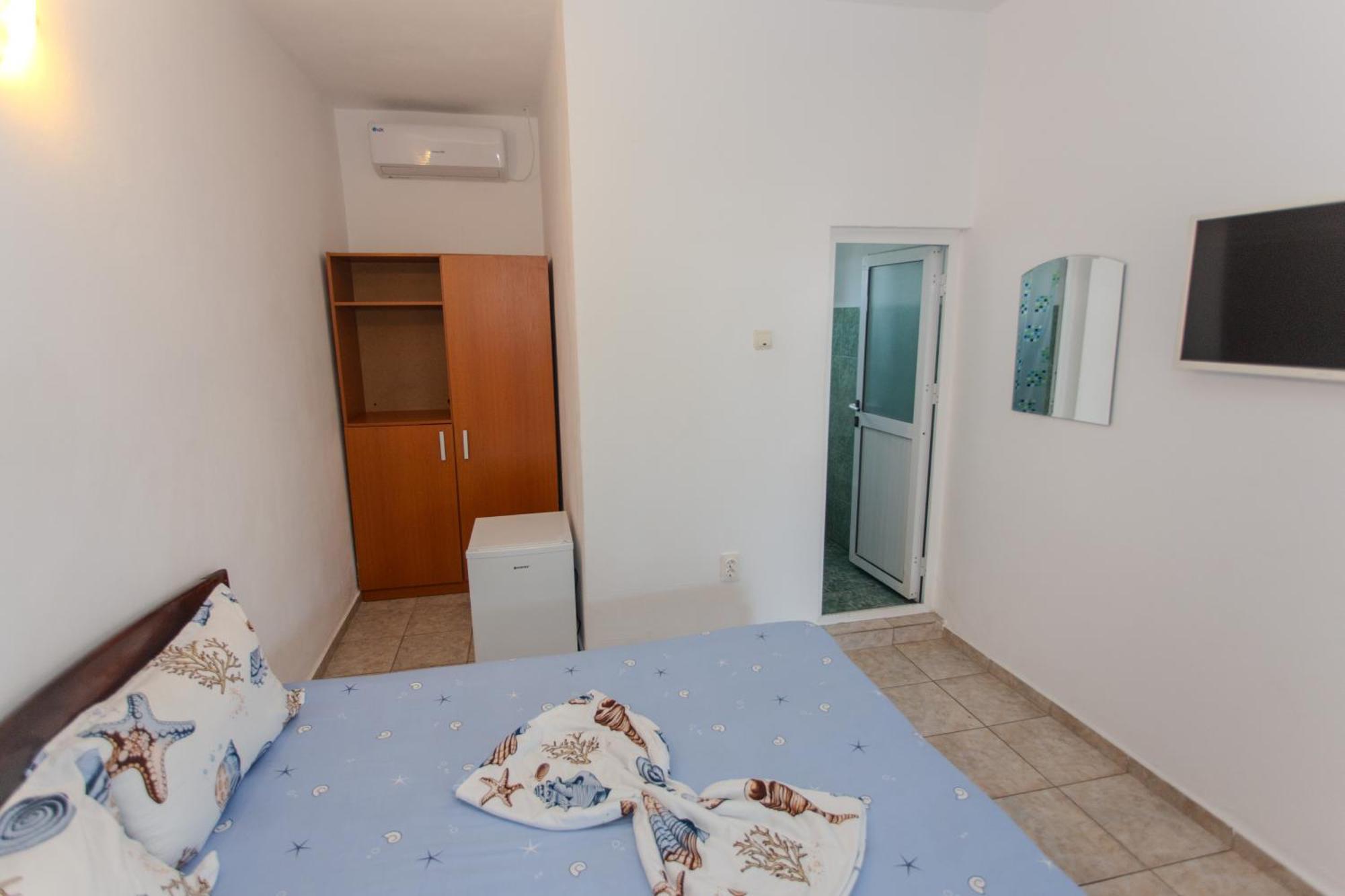 Отель Casa Selena Костинешти Экстерьер фото
